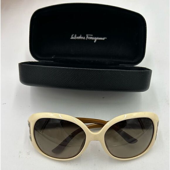 Women’s Salvatore Ferragamo, sunglasses made in Italy main image 7